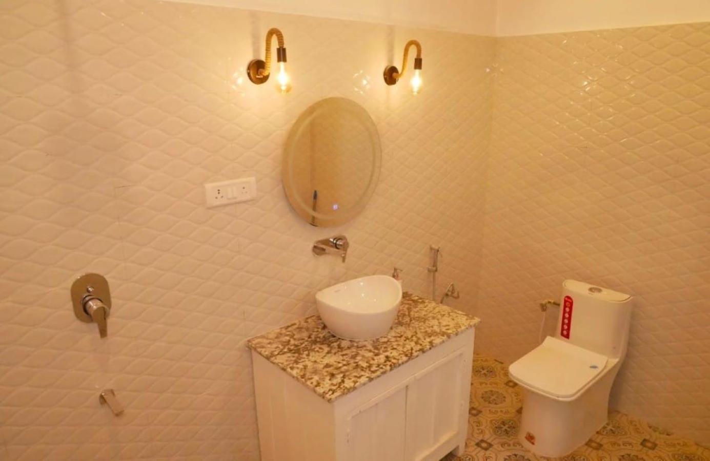 Janki Kunj Varanasi- 3 Room Home Esterno foto